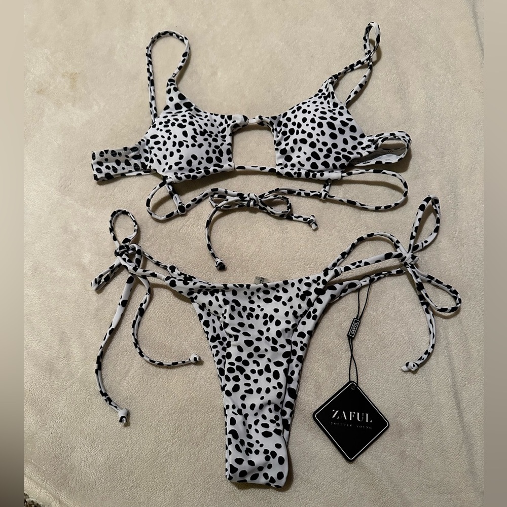 NWT Zaful Dalmatian Polka Dot Strappy Bikini Small